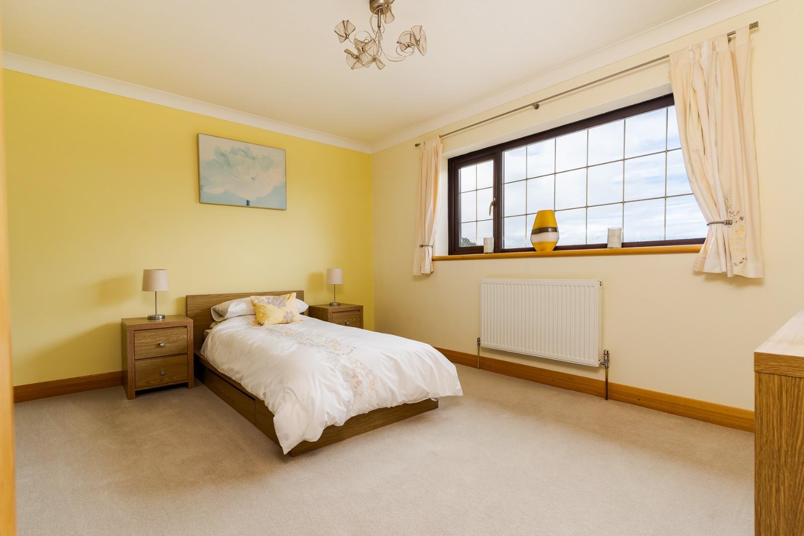 Peterston Road, Groesfaen, Rhonda Cynon Taff, CF72 8NU